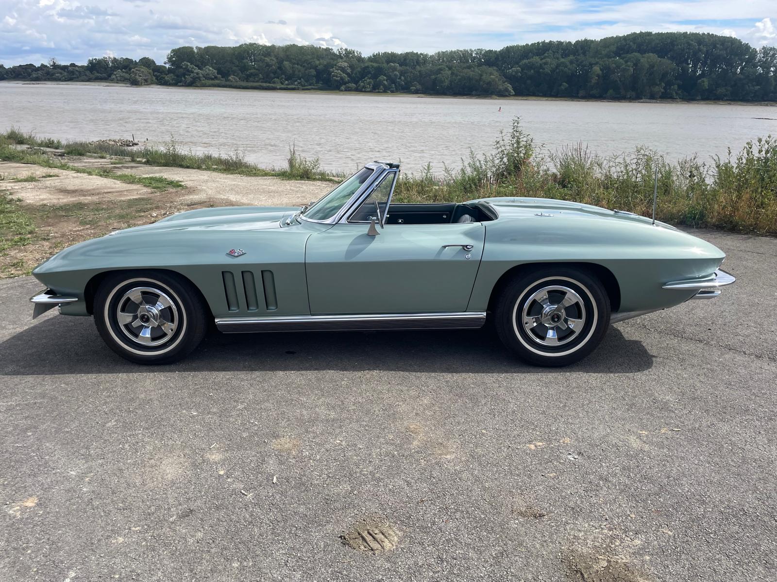 chevrolet-corvette-c2-essence-annee-1966-89-900