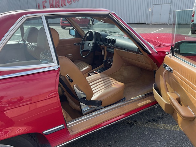 mercedes-380sl-essence-annee-1983-24-900