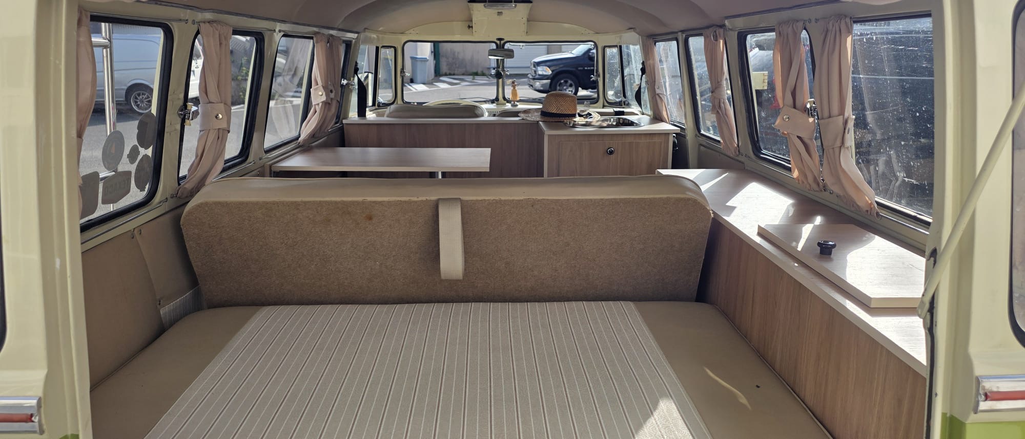 volkswagen-combi-t-1-essence-annee-1973-42-900