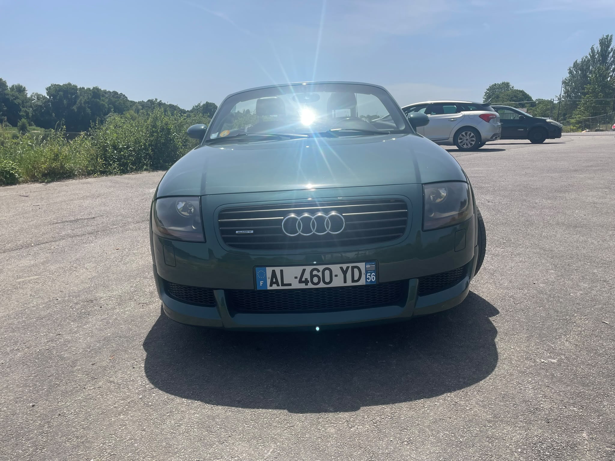 audi-tt-essence-annee-2000-11-490