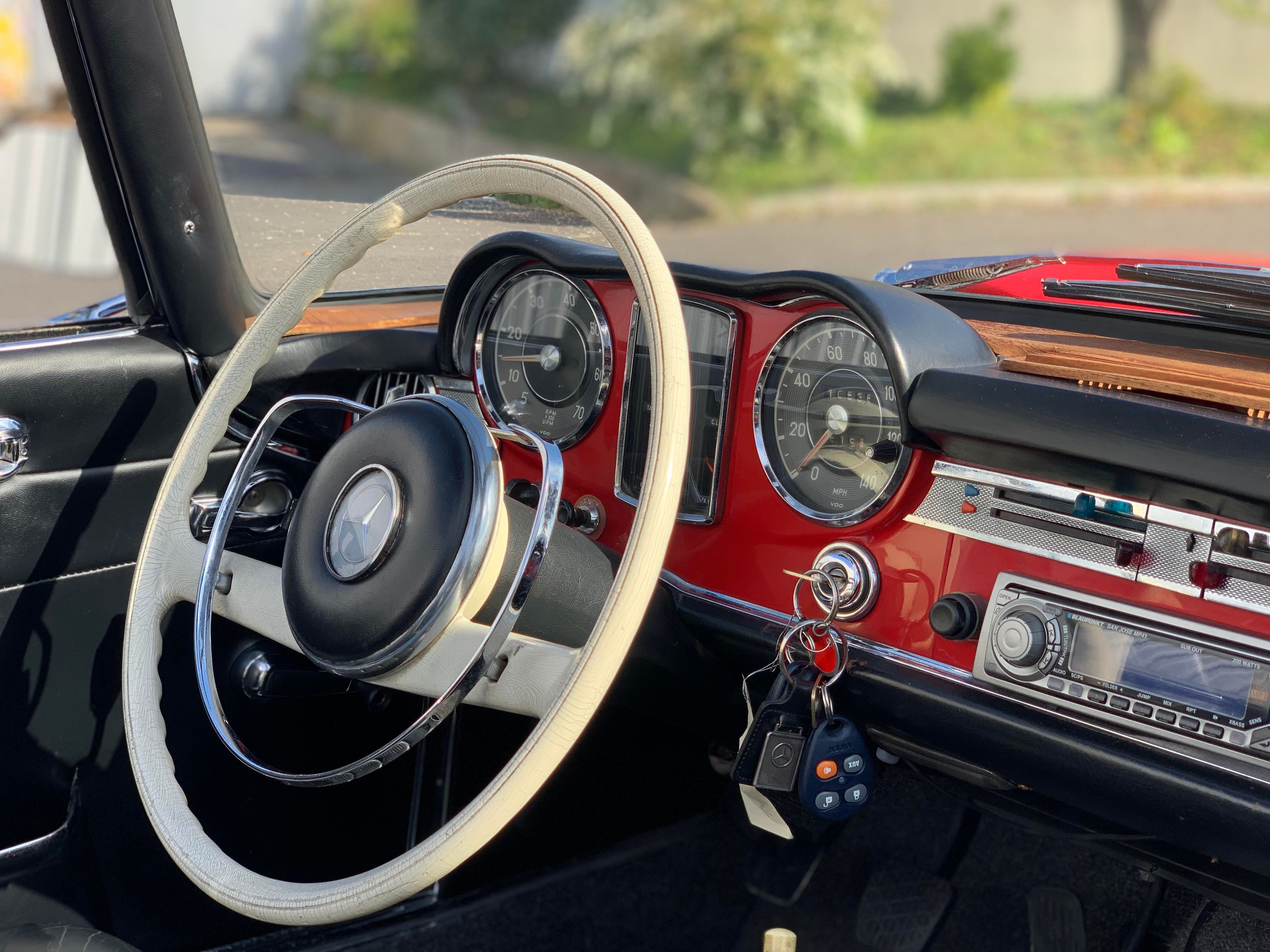 79-mercedes-benz-pagode-230sl-essence-annee-1966-78-900