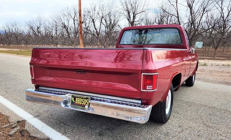 82-gmc-c1500-essence-annee-1984-17-900