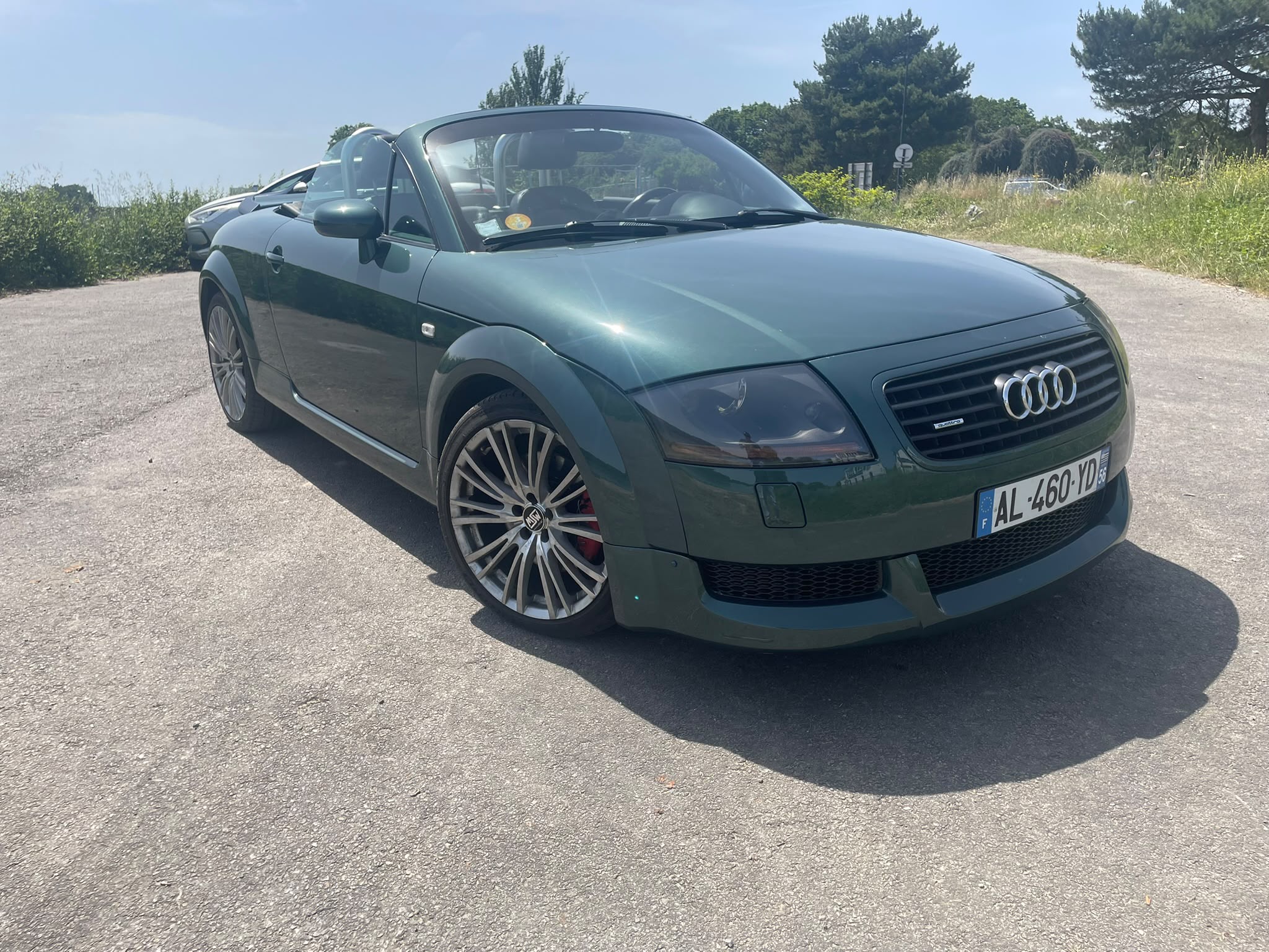 audi-tt-essence-annee-2000-11-490