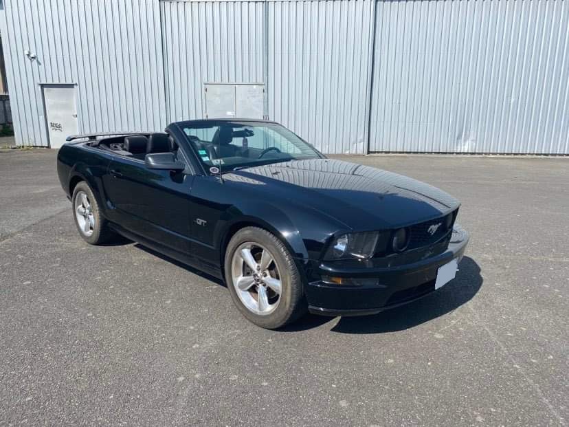 93-ford-mustang-essence-annee-2006-33-900