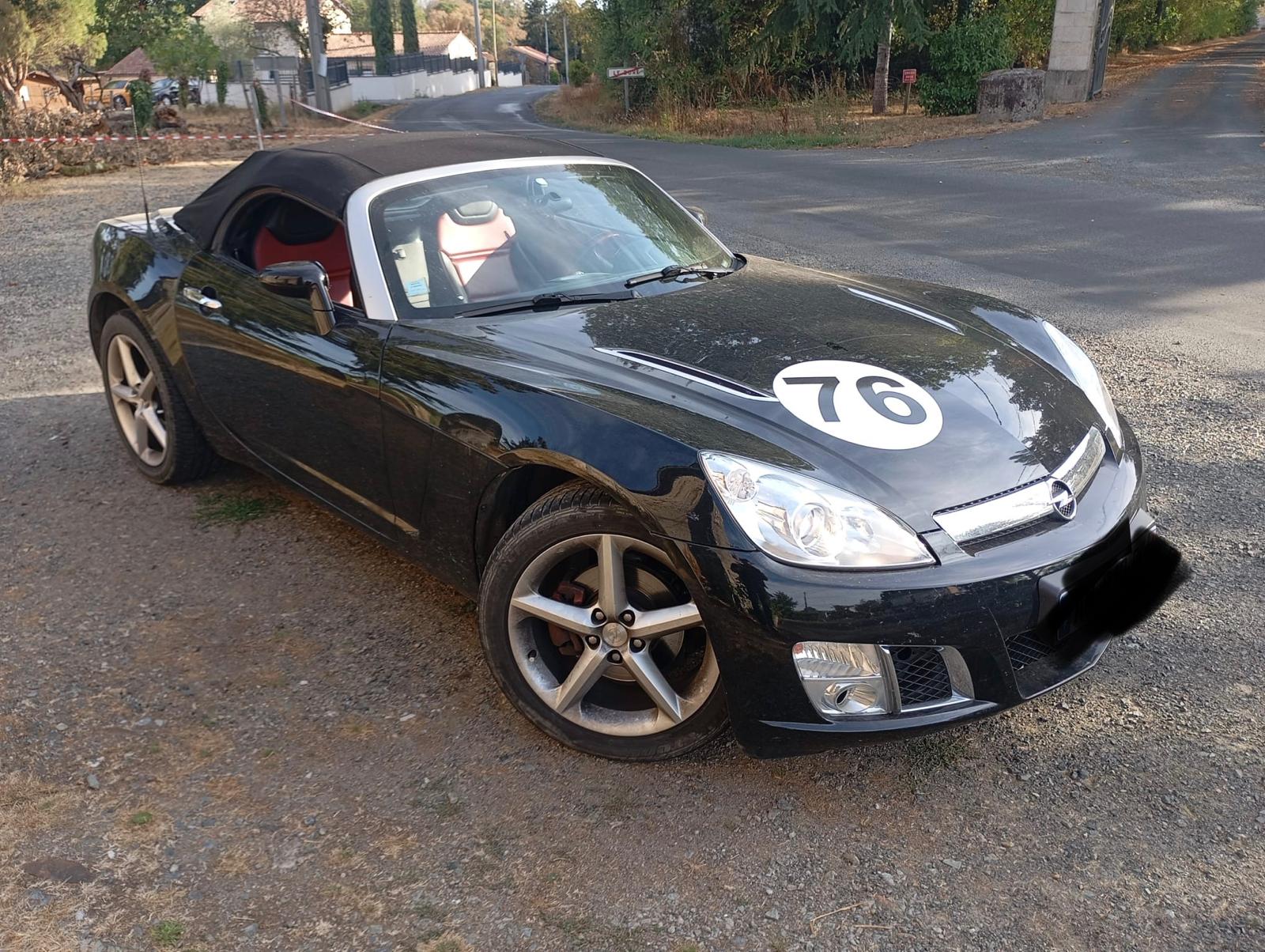 opel-gt-essence-annee-2010-21-900
