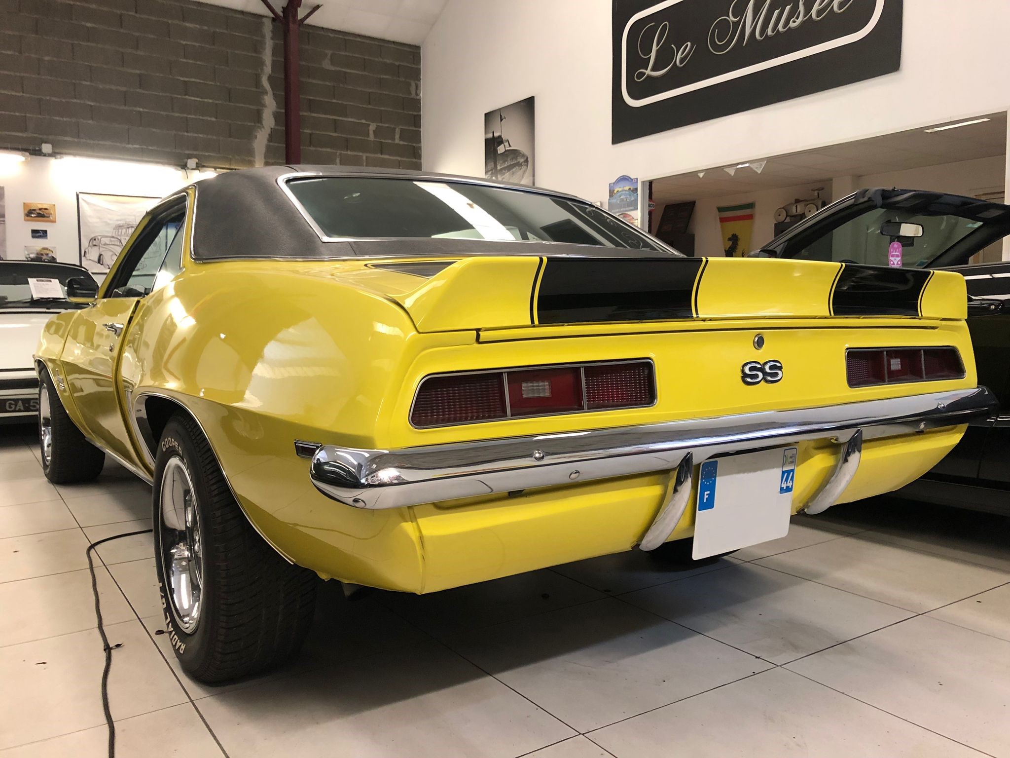 chevrolet-camaro-rs-ss-essence-annee-1969-78-900