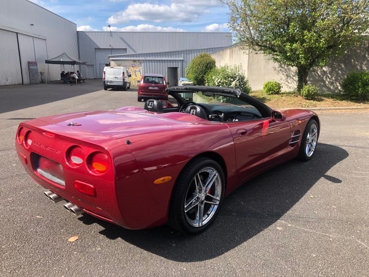 97-chevrolet-corvette-c5-essence-annee-1998-vendu
