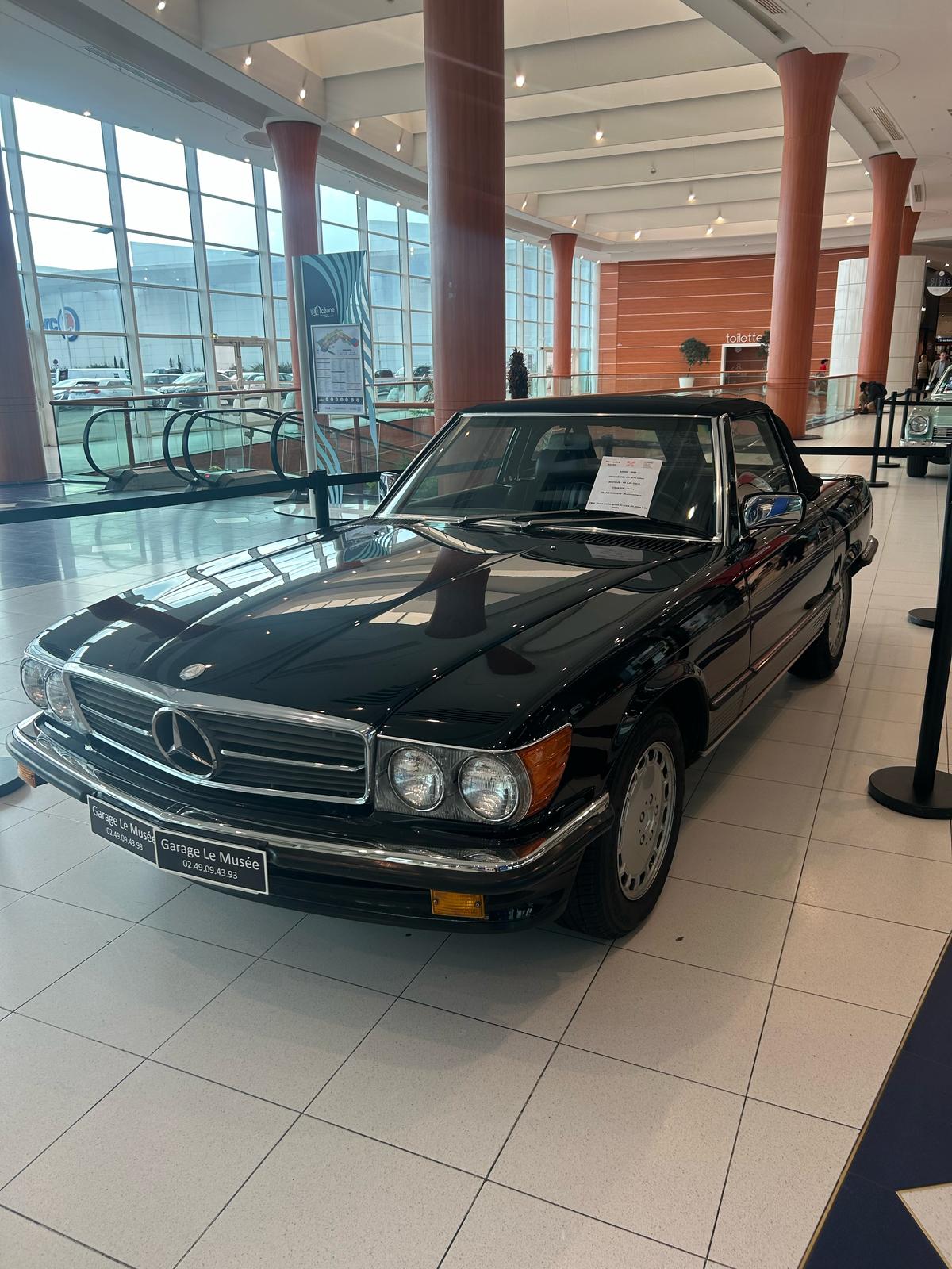 mercedes-560-sl-essence-annee-1988-sur-demande