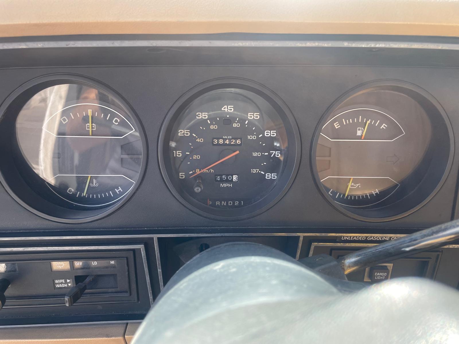 dodge-dodge-ram-d-150-essence-annee-1987-16-900