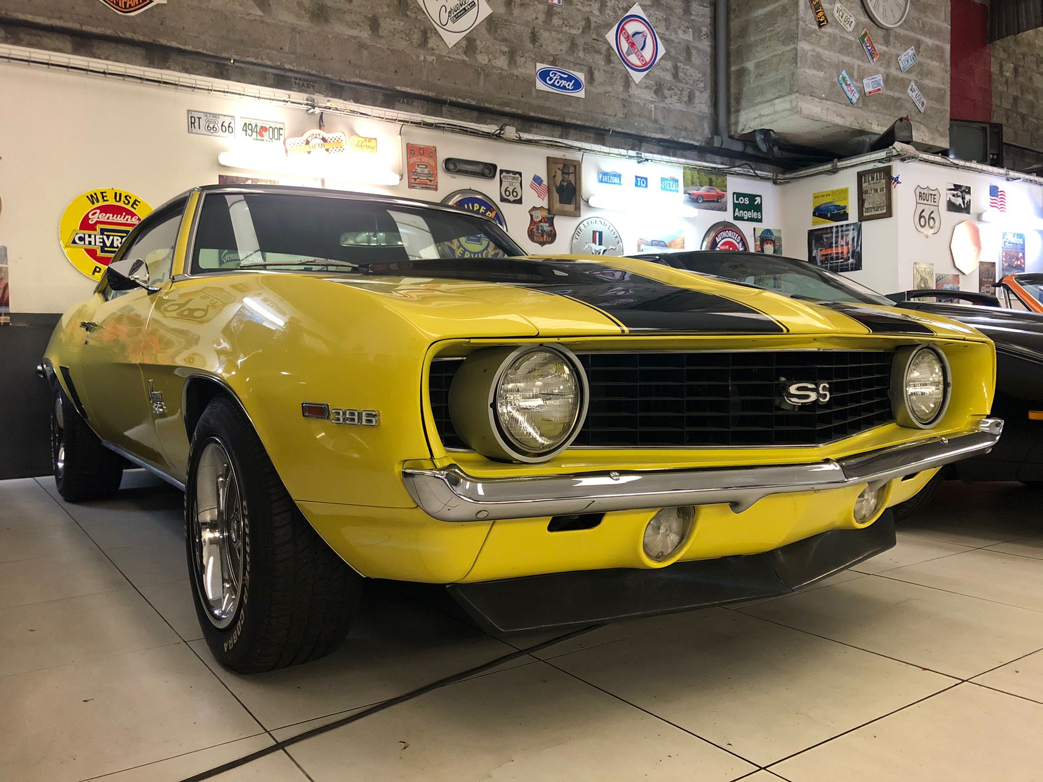 chevrolet-camaro-rs-ss-essence-annee-1969-78-900