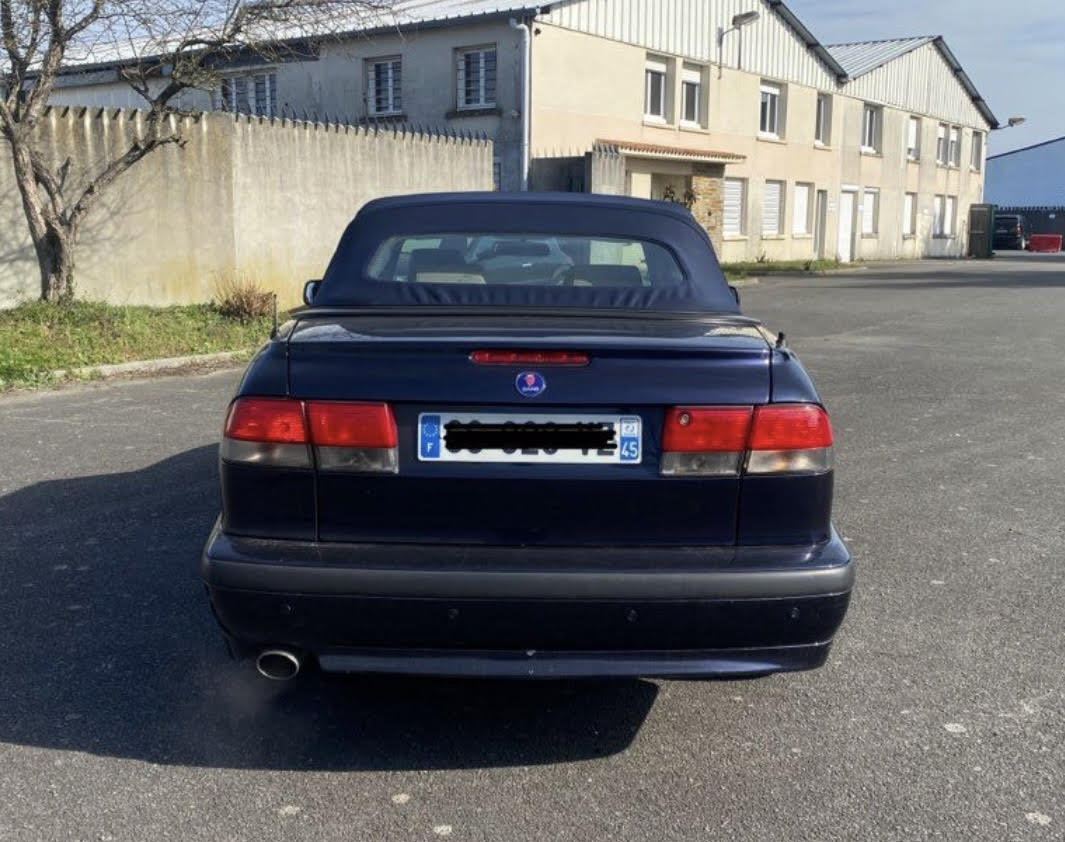 saab-9-3-essence-annee-2003-6900