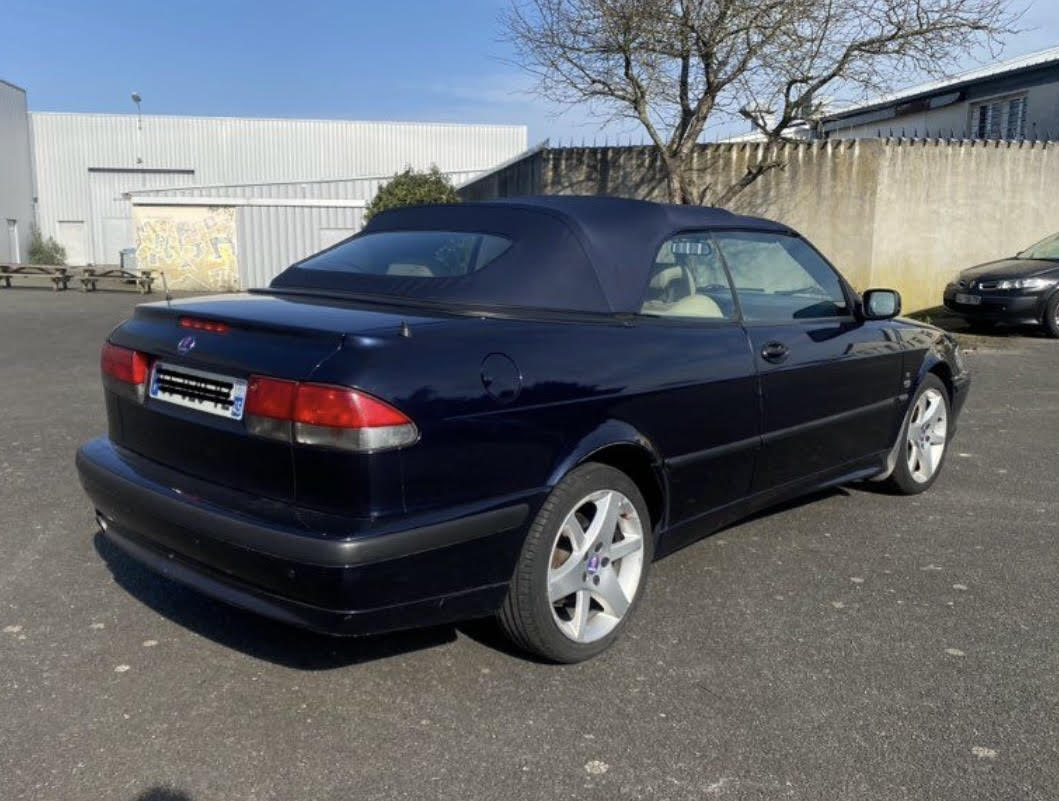 saab-9-3-essence-annee-2003-6900