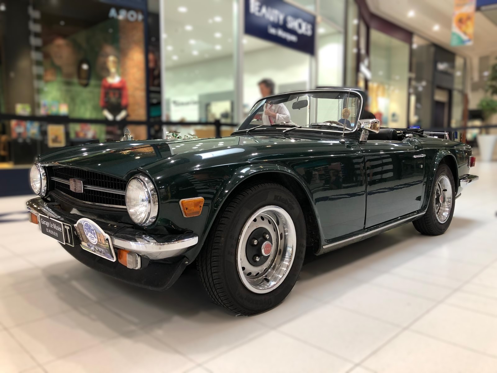 triumph-tr6-essence-annee-1974-25-900