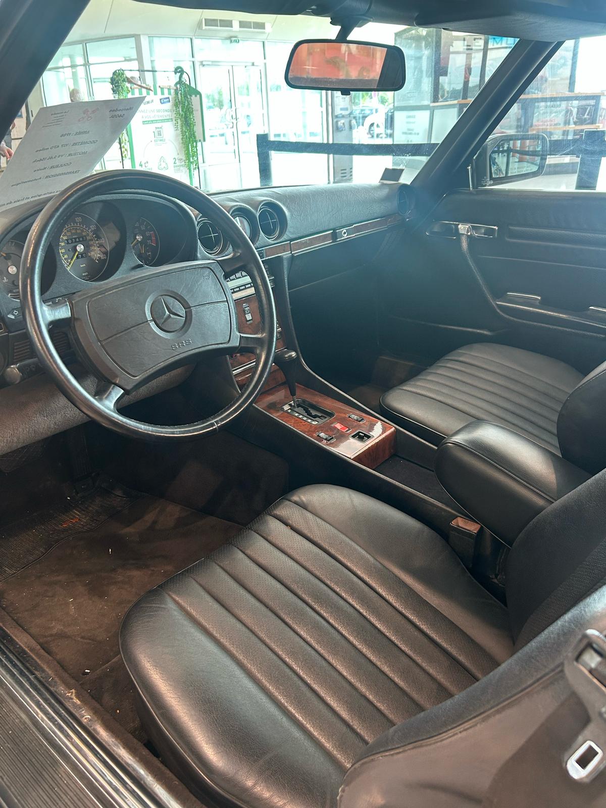 mercedes-560-sl-essence-annee-1988-sur-demande